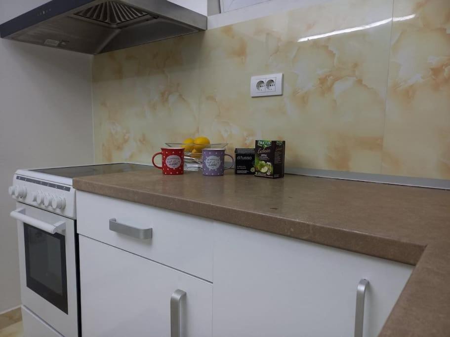 2Br Airport Accommodation W/Free Private Parking Ledine エクステリア 写真