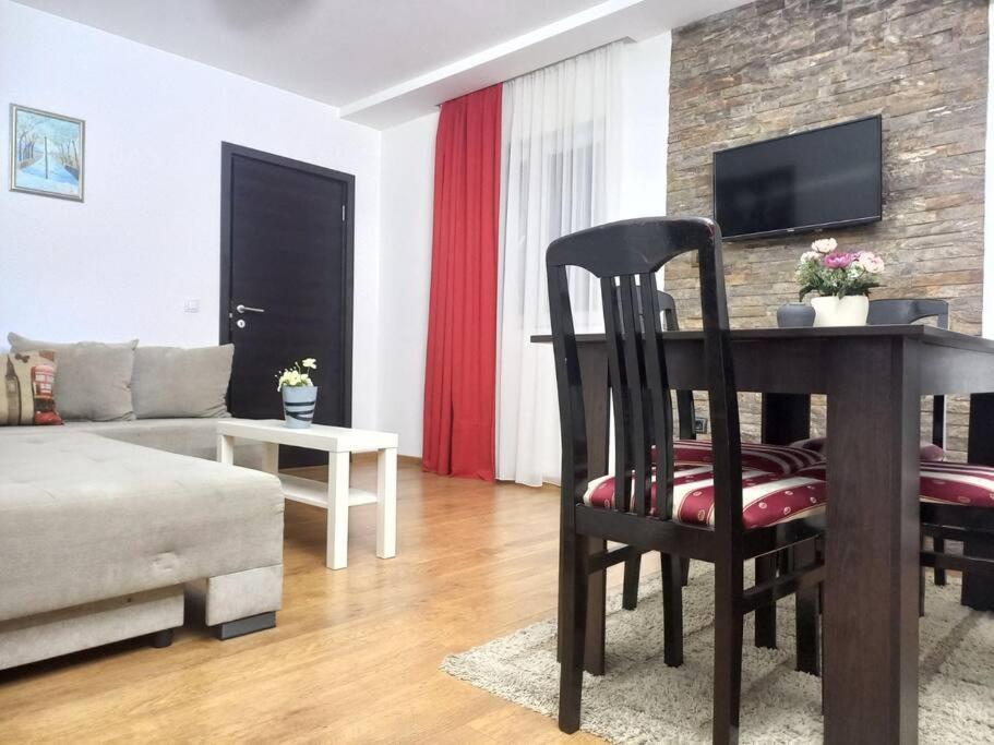 2Br Airport Accommodation W/Free Private Parking Ledine エクステリア 写真
